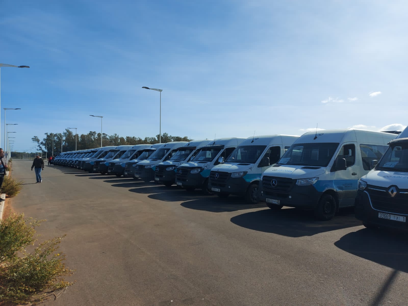 AINZOHRA TRANS , Transport de personnels à Tanger